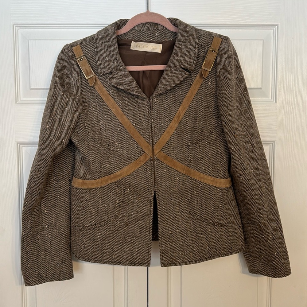 BEAUTIFUL vintage wool Valentino blazer with leather accents
